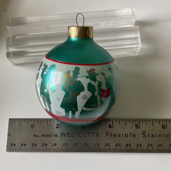 Vintage Christmas ornaments bundle of 8 bulbs - Picture 9 of 13